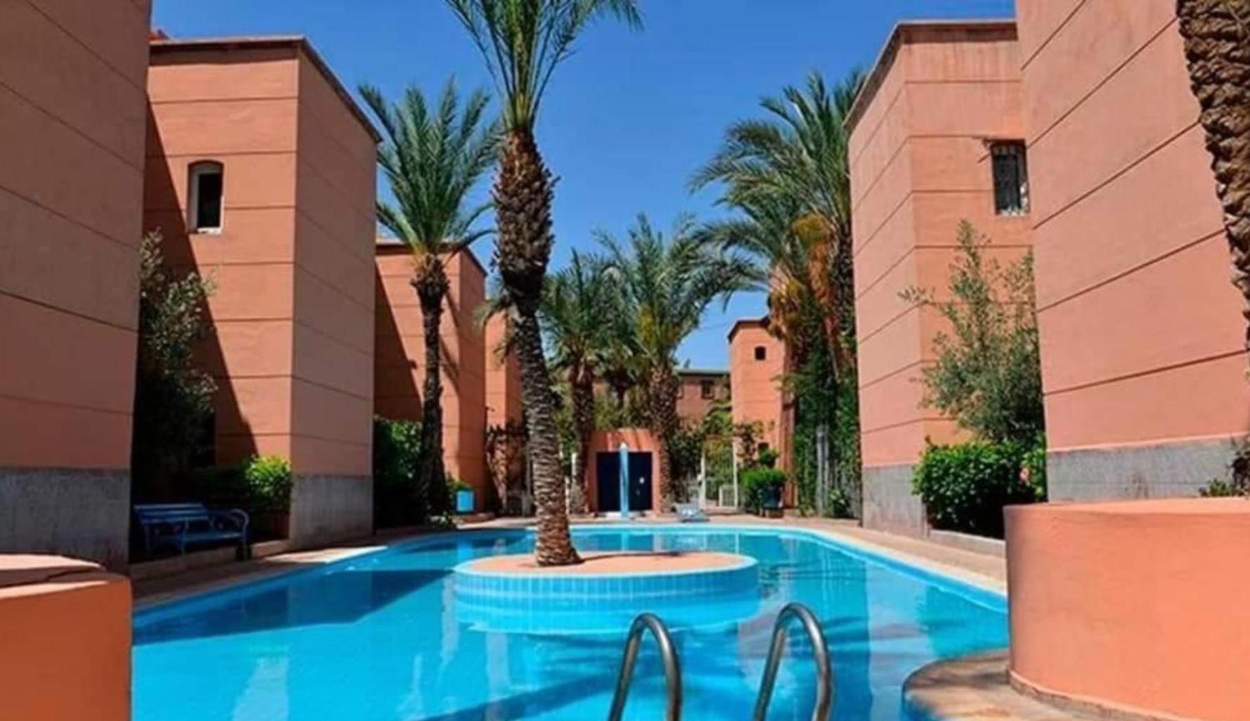 Riad Nezha Avec Jacuzzi Et 3 Piscines Au Coeur De Marrakesh Ngoại thất bức ảnh