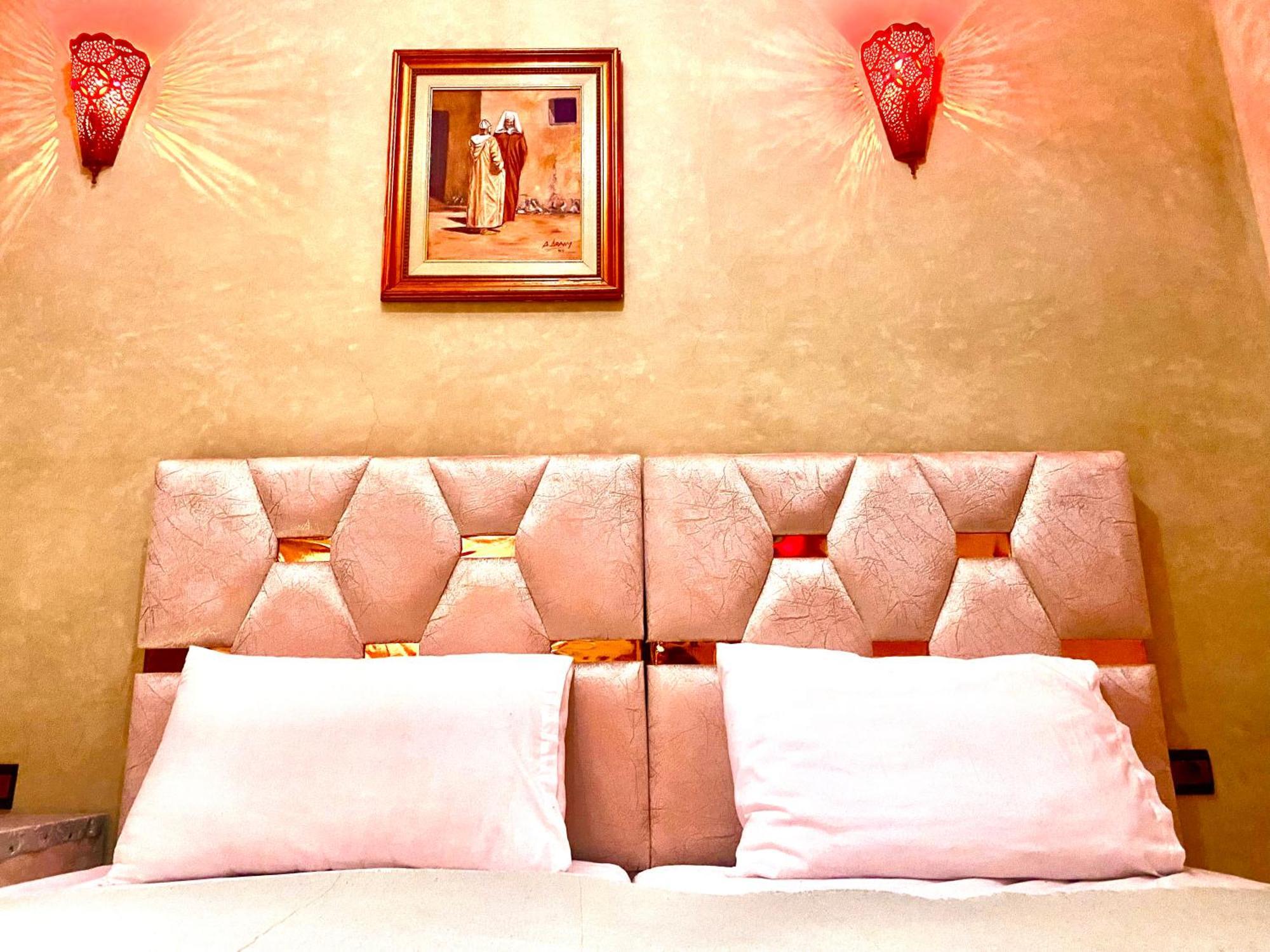 Riad Nezha Avec Jacuzzi Et 3 Piscines Au Coeur De Marrakesh Ngoại thất bức ảnh