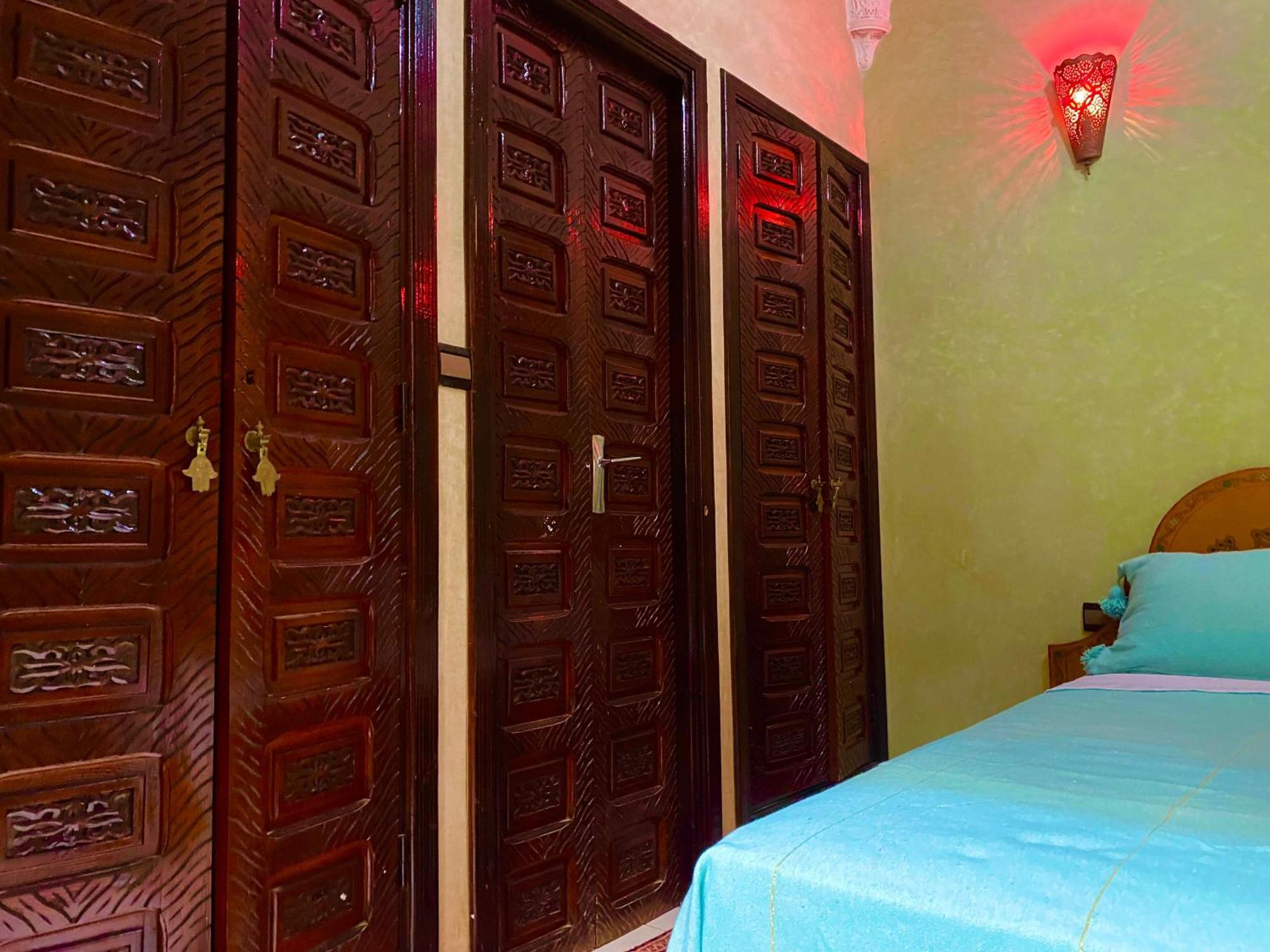 Riad Nezha Avec Jacuzzi Et 3 Piscines Au Coeur De Marrakesh Ngoại thất bức ảnh